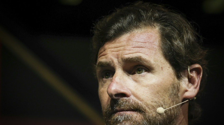 T&eacute;cnico portugu&ecirc;s Andr&eacute; Villas-Boas denuncia atos de vandalismo contra sua casa