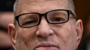 Advogados de Weinstein pedem que ele durma no hospital durante julgamento em NY