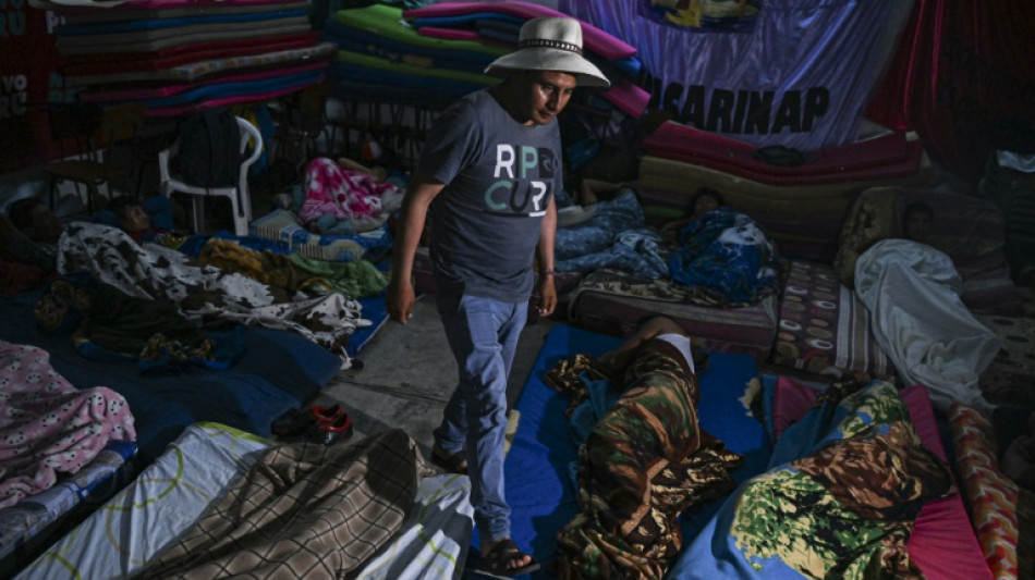 P&eacute;rou: les "oubli&eacute;s" partagent matelas et feuilles de coca avant de manifester &agrave; Lima