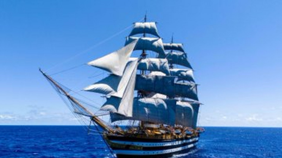 Nave Vespucci tra due giorni a Tokyo, &egrave; la prima volta