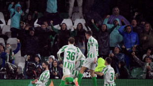 Final da Conference League: Betis quer fazer hist&oacute;ria, Chelsea busca pequena alegria