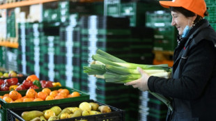 Deutlich &uuml;ber zwei Millionen Menschen bekommen Lebensmittel bei den Tafeln