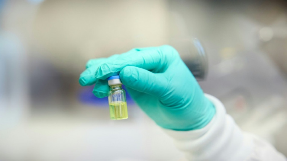 EEUU entrega un medicamento contra el VIH a dos países africanos