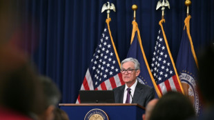 Fed mantiene tasas pero degrada pron&oacute;sticos de crecimiento e inflaci&oacute;n en EEUU