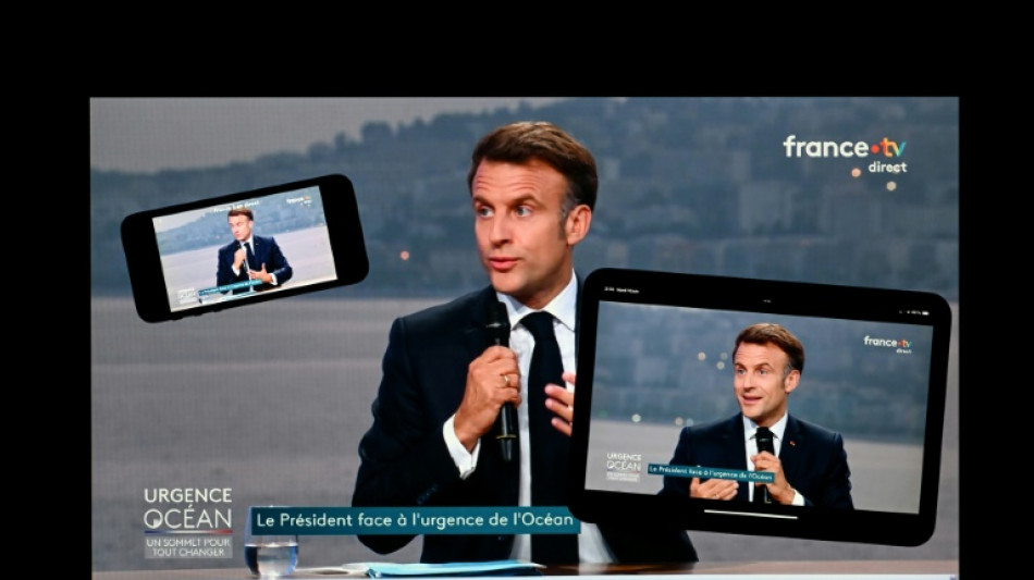 Macron d&eacute;fend son bilan &eacute;cologique, face aux reculs et aux critiques