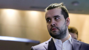 Schach-WM: "Nepo" verteidigt F&uuml;hrung im achten Spiel