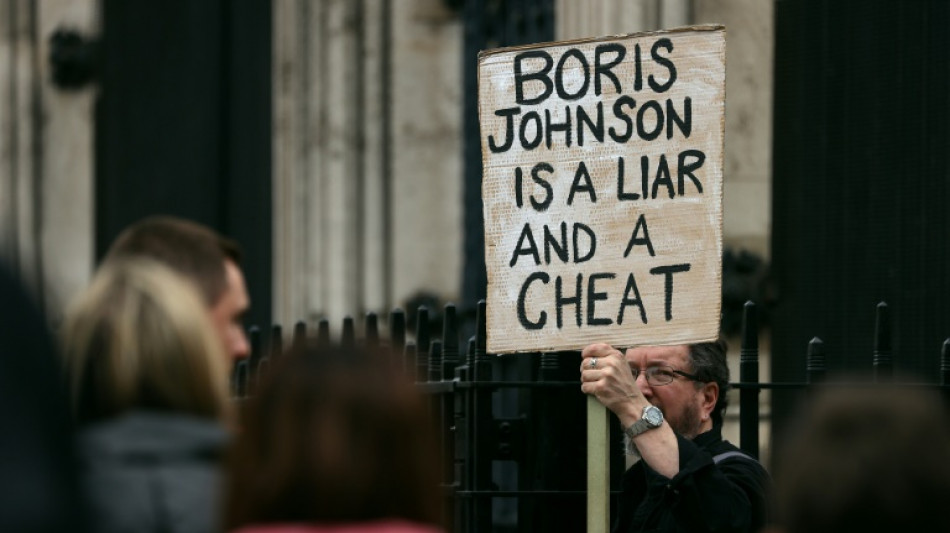 Boris Johnson defiende su futuro pol&iacute;tico en un interrogatorio sobre el "partygate"