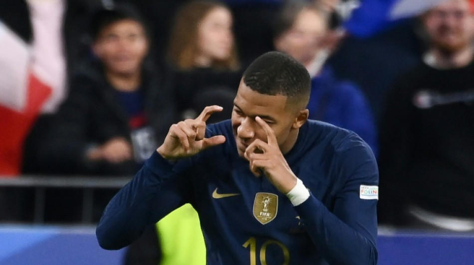 Bleus: Mbapp&eacute;, patron tout-terrain, en haut de l'affiche