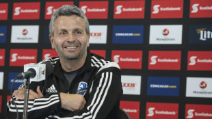 Chicago upset St.Louis in Klopas return