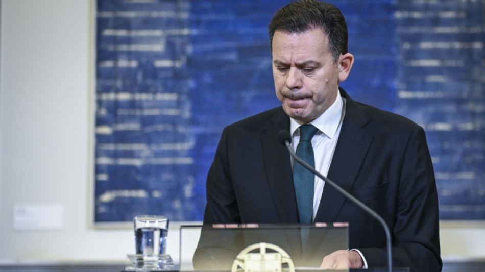 Governo de Portugal cai ap&oacute;s primeiro-ministro perder mo&ccedil;&atilde;o de confian&ccedil;a