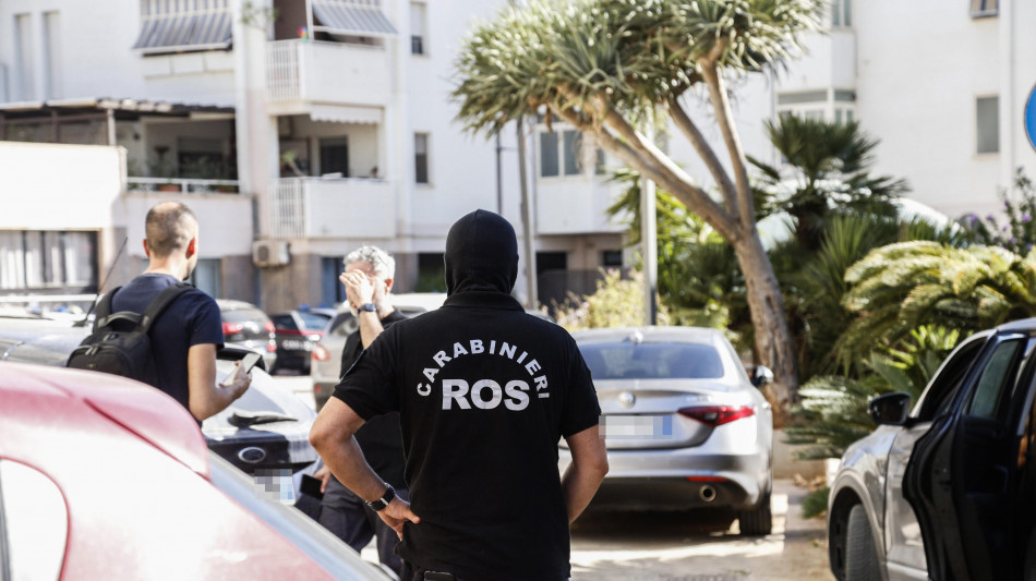 Dossieraggio, sequestrati migliaia di documenti, analisi sui cellulari