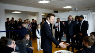 Papillomavirus: Macron annonce une campagne de vaccination "g&eacute;n&eacute;ralis&eacute;e" dans les coll&egrave;ges