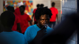 Drame de Melilla: la pression
migratoire aux portes de l'UE d&eacute;bouche sur la violence