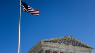 Suprema Corte avalia se juiz pode impedir Trump em caso de cidadania por nascimento