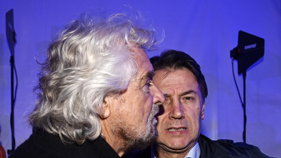 Grillo, simbolo, nome M5s e 2&deg; mandato non negoziabili
