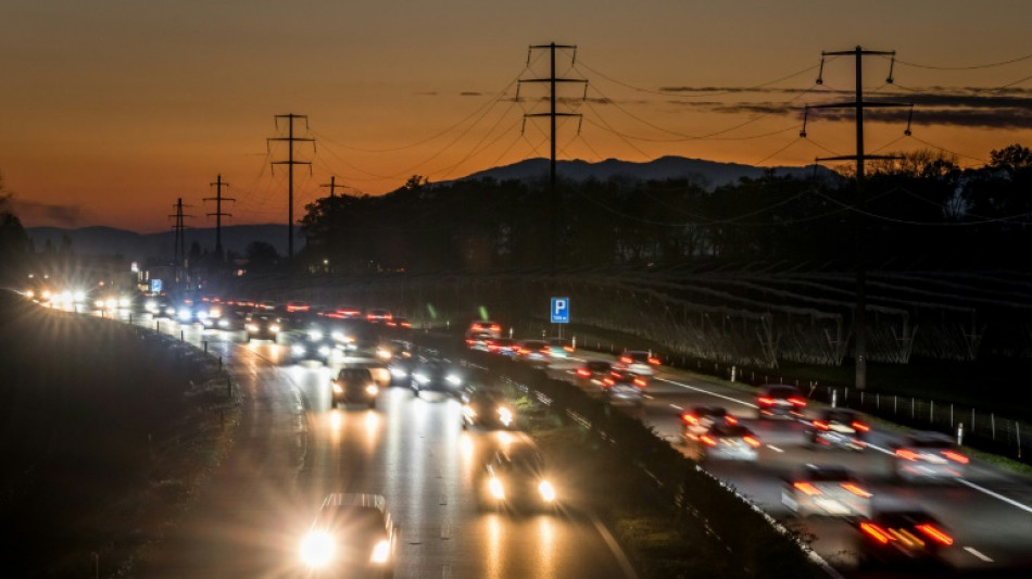 La Suisse aux urnes sur le droit du bail, les autoroutes et l'Eurovision &agrave; B&acirc;le