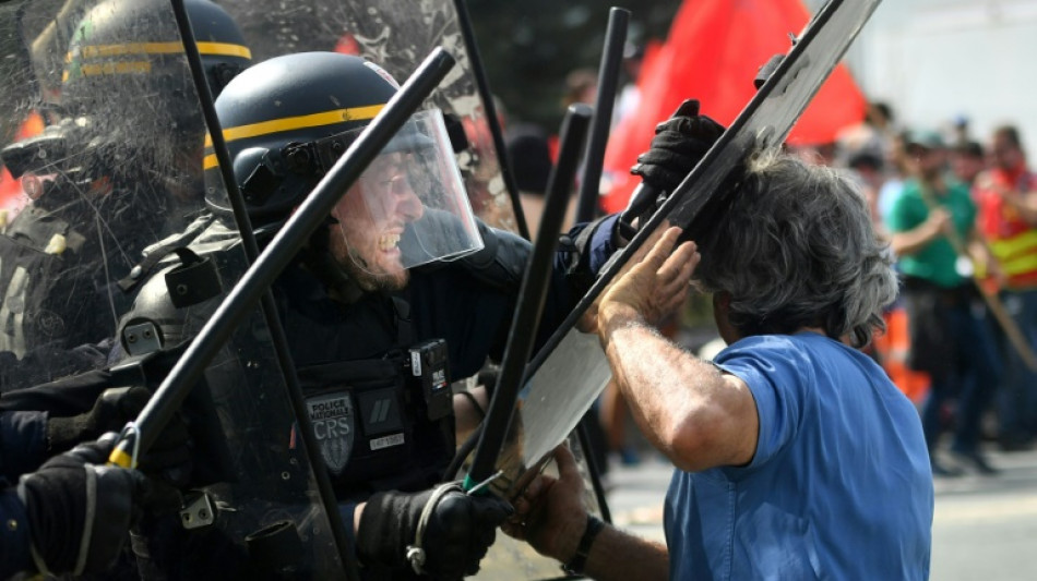P&eacute;nurie de carburants, blocages: le point sur la mobilisation contre la r&eacute;forme des retraites