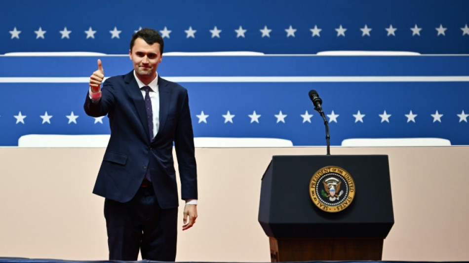 Ativista de direita Charlie Kirk é baleado em universidade nos EUA