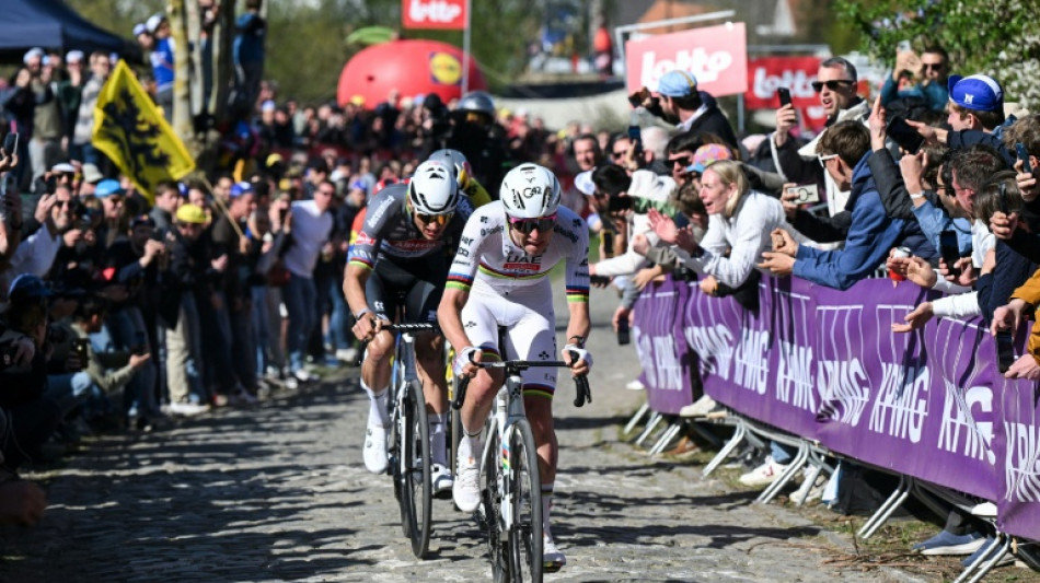 Tour des Flandres: Pogacar-Van der Poel, duel ou KO ?