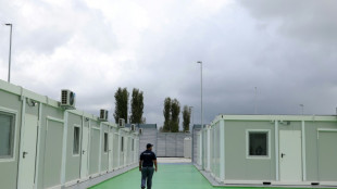 It&aacute;lia envia primeiro grupo de migrantes para Alb&acirc;nia