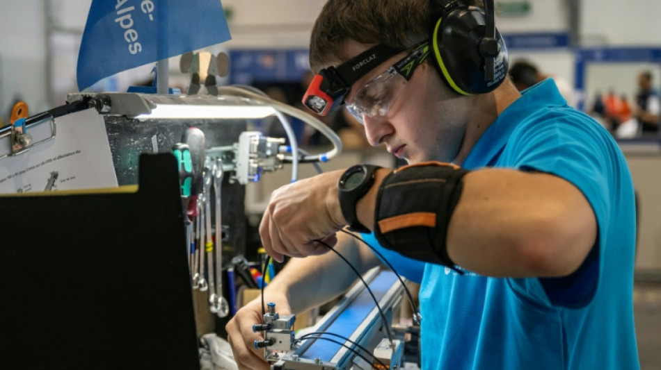 Fraisage, tournage... "Des m&eacute;tiers qui ne peuvent pas &ecirc;tre perdus"