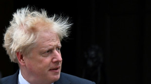 Johnson gibt dem Druck nach und tritt als Tories-Chef zur&uuml;ck