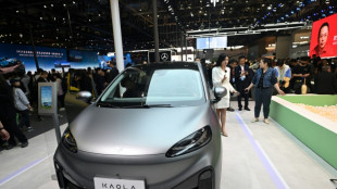 UE amea&ccedil;a China com aumento de tarifas sobre carros el&eacute;tricos