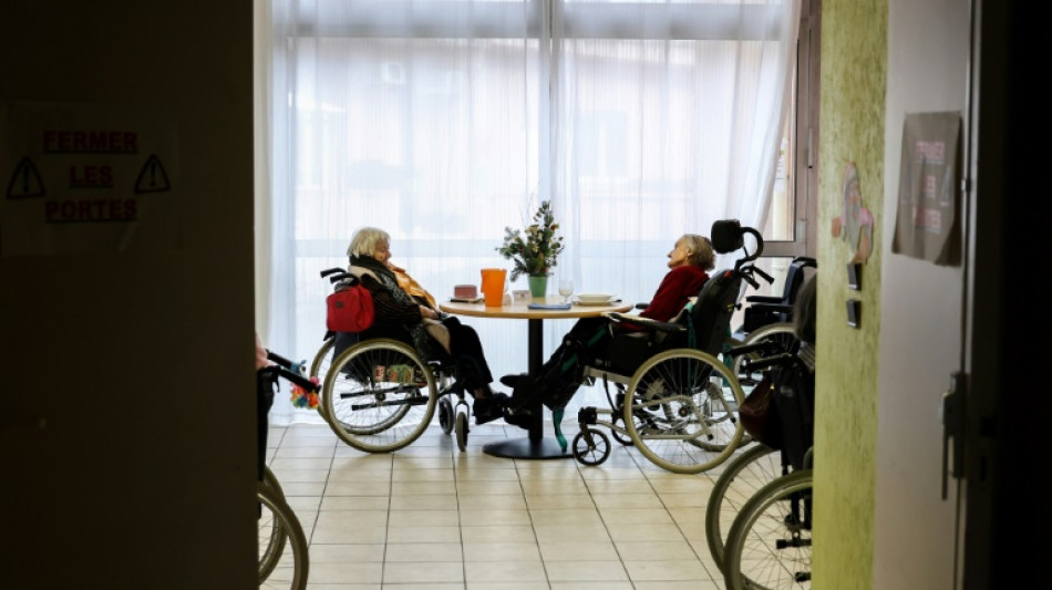 Exsangues, les Ehpad en qu&ecirc;te d'un nouveau mod&egrave;le &eacute;conomique