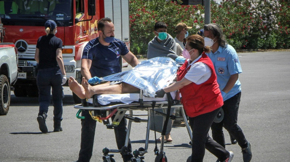 Naufr&aacute;gio perto da Gr&eacute;cia mata dezenas de migrantes; mais de 100 s&atilde;o resgatados com vida