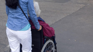 Le Monde, 'l'Italia &egrave; sempre pi&ugrave; anziana, cruciali le badanti'