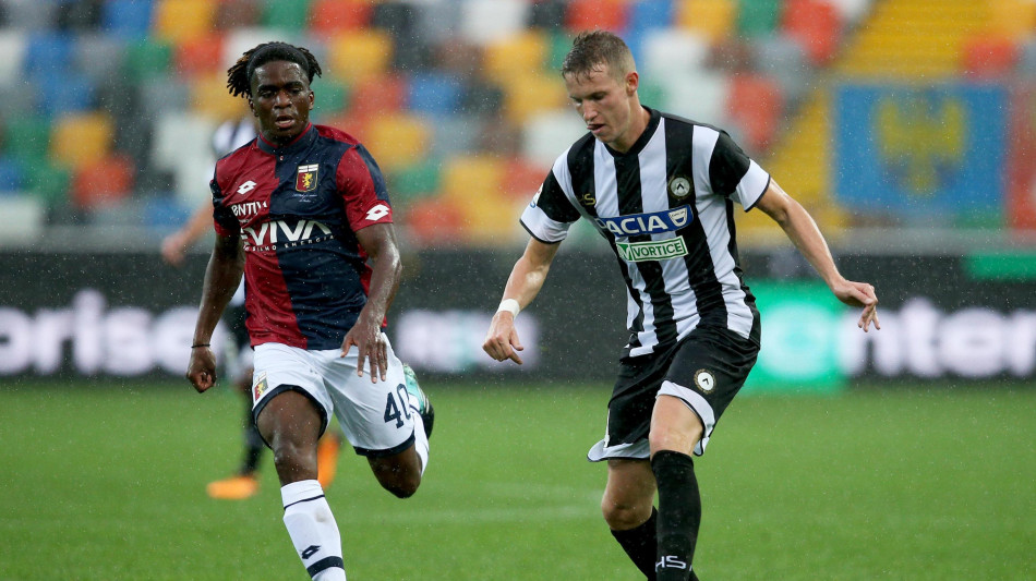 Ex Genoa Omeonga 'brutalizzato dalla polizia perch&eacute; nero'