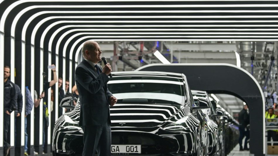 Ausbau der E-Mobilit&auml;t: Haushaltskrise &uuml;berschattet Auto-Gipfel im Kanzleramt