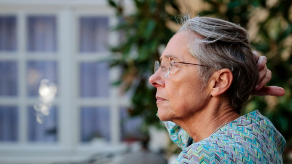 Retraites: &agrave; Matignon, les groupes politiques campent sur leurs positions