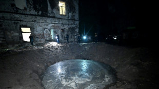 Frappes "massives" sur des centrales &eacute;lectriques en Ukraine, des raffineries vis&eacute;es en Russie