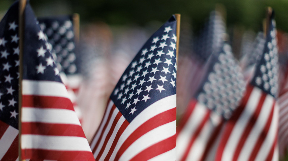 Trump, 'non ritirer&ograve; le truppe Usa dall'Europa'