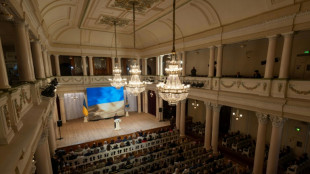 Zelenski se disculpa con iron&iacute;a por no vestir "traje", un gui&ntilde;o a su visita a la Casa Blanca