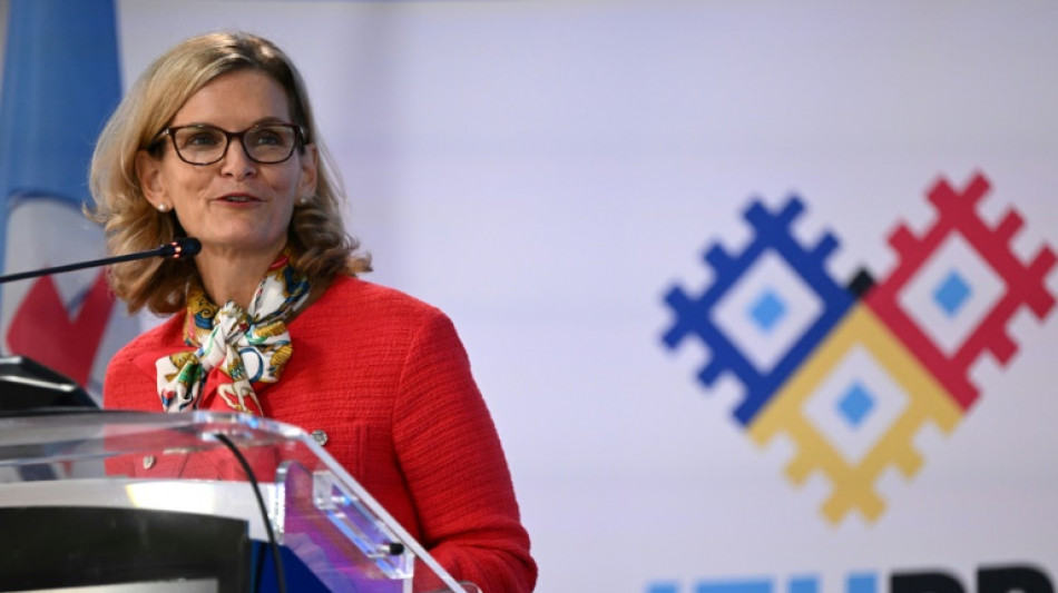 US-Kandidatin an Spitze der Internationalen  Fernmeldeunion der UNO gew&auml;hlt