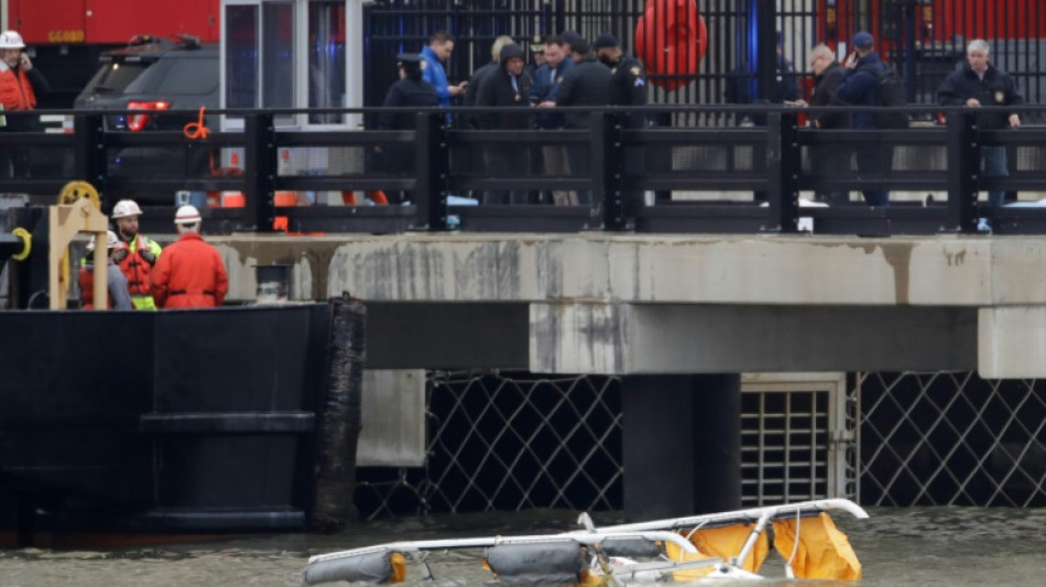 US grounds helicopter company behind fatal New York tour