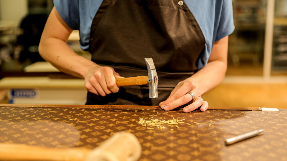 Lvmh in calo in Borsa, esce da top five delle quotate europee