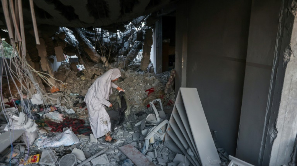 Ataques israelenses interrompem tr&eacute;gua em Gaza e deixam mais de 330 mortos