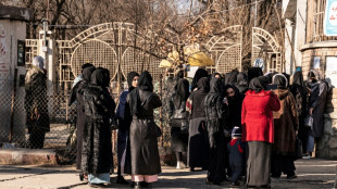 Weitere NGOs unterbrechen nach Besch&auml;ftigungsverbot f&uuml;r Frauen Arbeit in Afghanistan