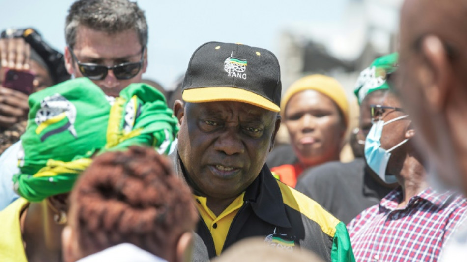 Scandale: le pr&eacute;sident sud-africain &eacute;chappe &agrave; la destitution