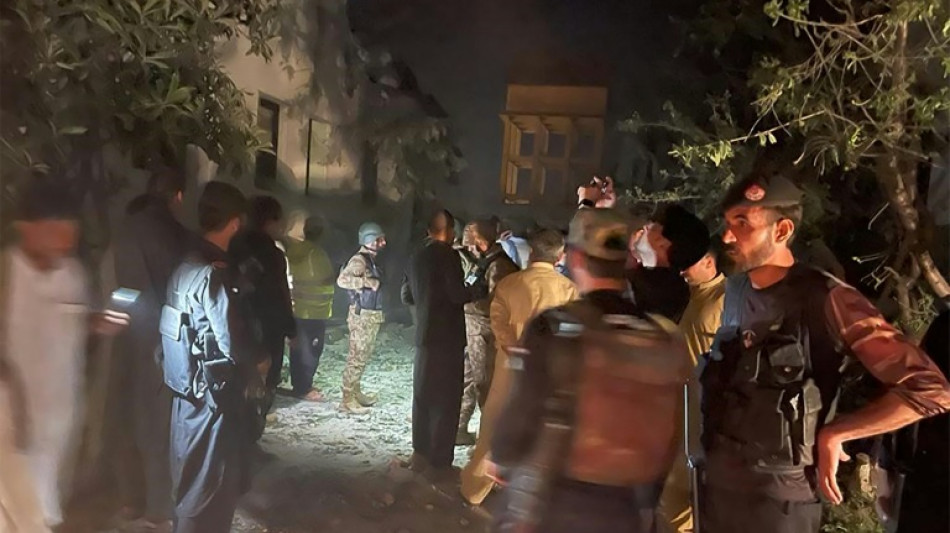 Mindestens zw&ouml;lf Tote bei Explosionen in Polizeistation in Pakistan