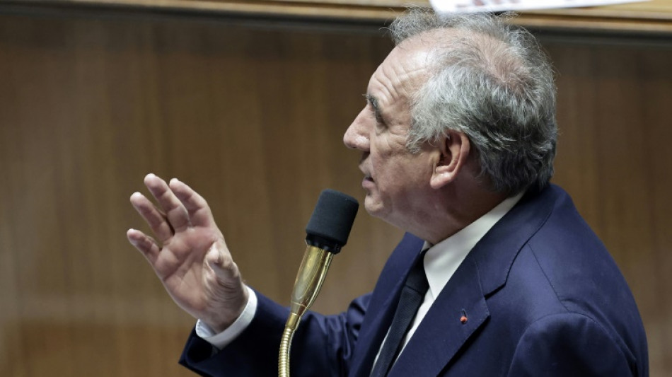 Sabotages &eacute;lectriques: la surveillance va &ecirc;tre &eacute;tendue "&agrave; tous les lieux critiques", dit Bayrou&nbsp;