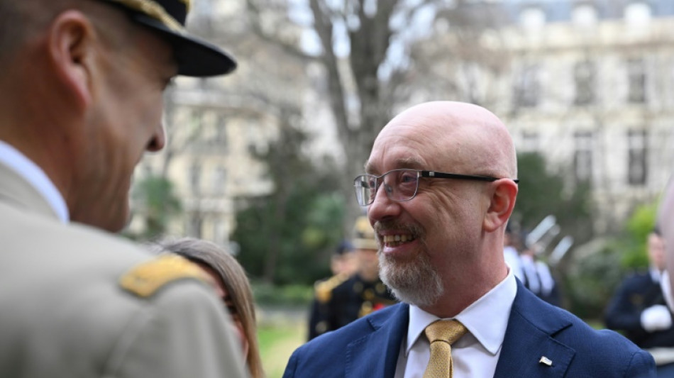 Macron va rencontrer le ministre de la D&eacute;fense ukrainien &agrave; Paris