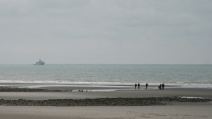 Three migrants dead, three missing in Channel crossing attempts