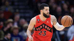 Nuggets fall again, Davis fires Lakers over Pelicans