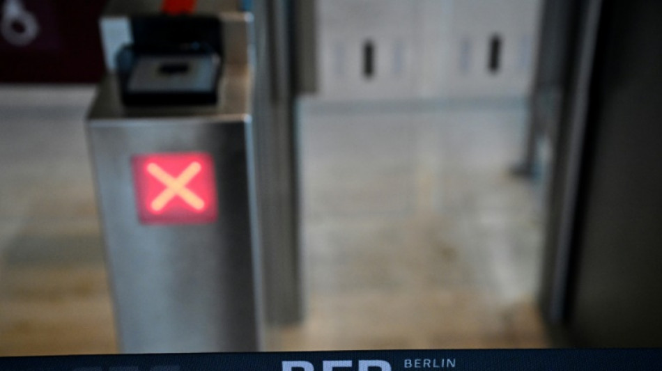 Sicherheitspersonal an mehreren deutschen Flugh&auml;fen in den Streik getreten