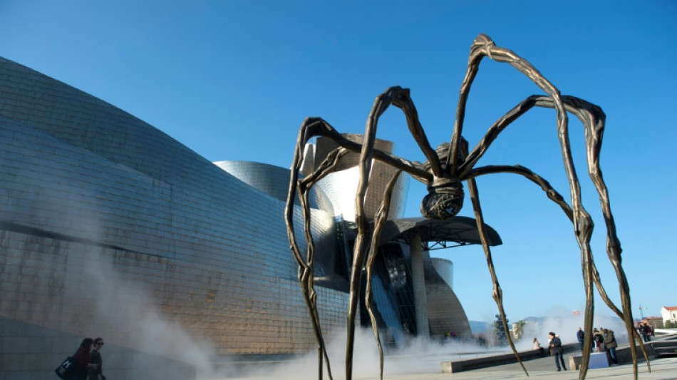 Escultura de aranha de Louise Bourgeois bate recorde de US$ 32,8 milh&otilde;es em leil&atilde;o