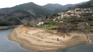 Wegen historischer Winter-D&uuml;rre in Frankreich ber&auml;t Umweltminister mit Pr&auml;fekten